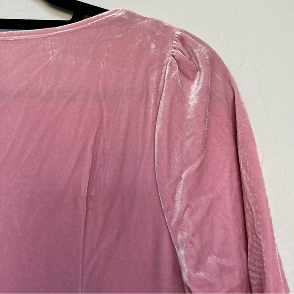 Halara Everyday Deep V Neck Ruffled Hem Velvet Mini Chill Dress size Medium - Picture 14 of 14